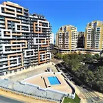 Elite Residense A 150 Mts Da Rocha شقة