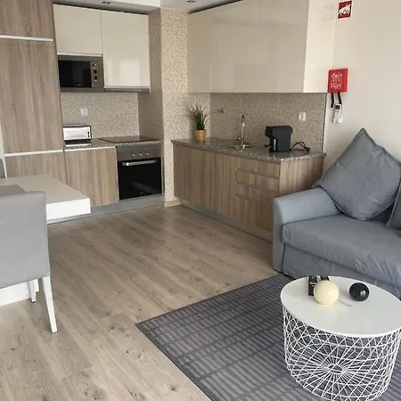 Elite Residense A 150 Mts Da Rocha * Portimao