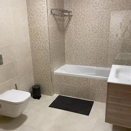 Elite Residense A 150 Mts Da Rocha 아파트