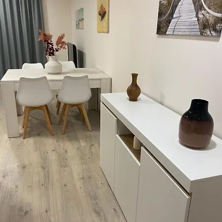 Apartamento Elite Residense A 150 Mts Da Rocha