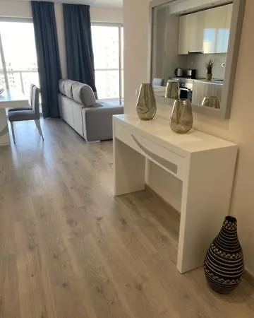 Elite Residense A 150 Mts Da Rocha 아파트