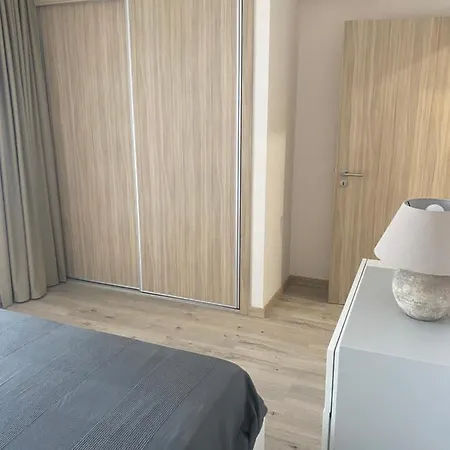 Elite Residense A 150 Mts Da Rocha Apartamento