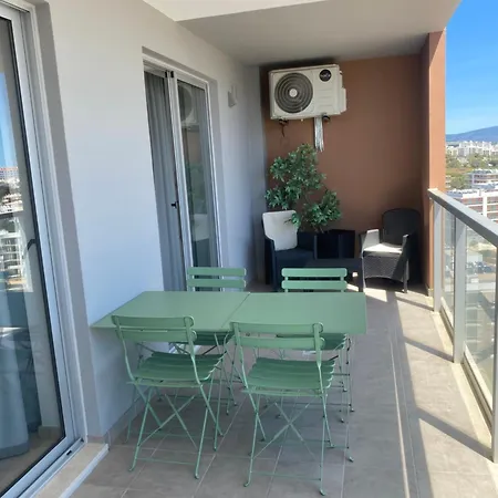 Elite Residense A 150 Mts Da Rocha * Portimão