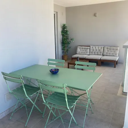 Apartamento Elite Residense A 150 Mts Da Rocha