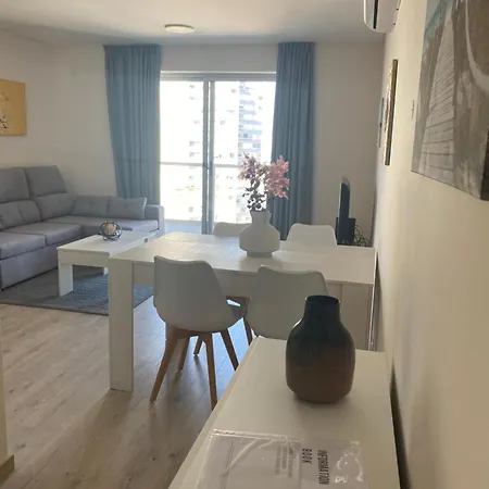 Elite Residense A 150 Mts Da Rocha Apartamento