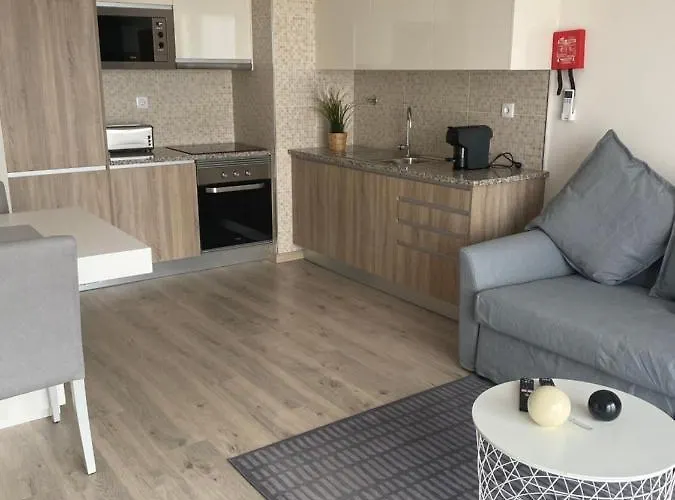 Elite Residense A 150 Mts Da Rocha * Portimão