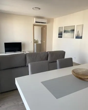 Appartement Elite Residense A 150 Mts Da Rocha